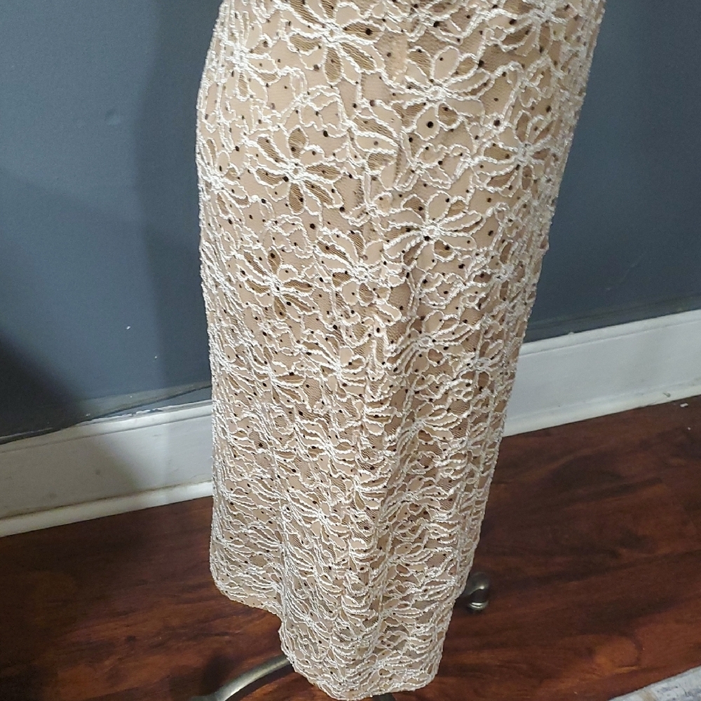Connected Apparel Lace V-Neck Midi Dress - Cream - Picture 7 of 16